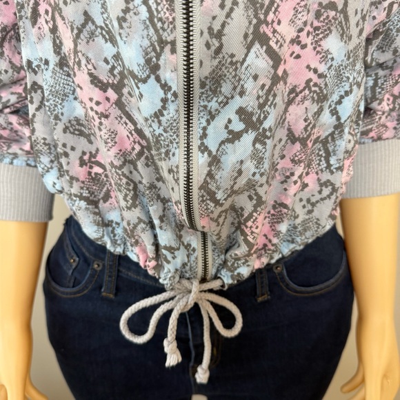 Steve Madden Zip Front Jacket Size Medium - Picture 3 of 10